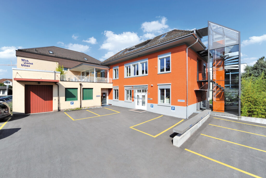 Foto des Gebäudes der Werner Forrer AG in Uster